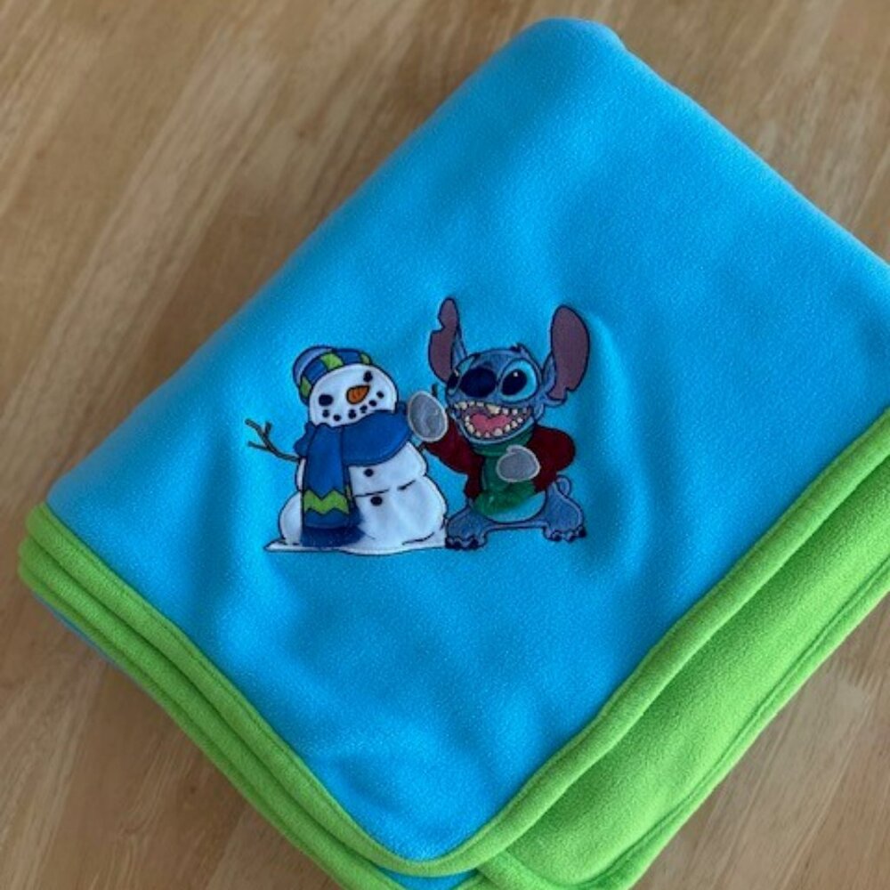 Disney Store Stitch & Snowman Fleece Blanket - EXCELLENT CONDITION!